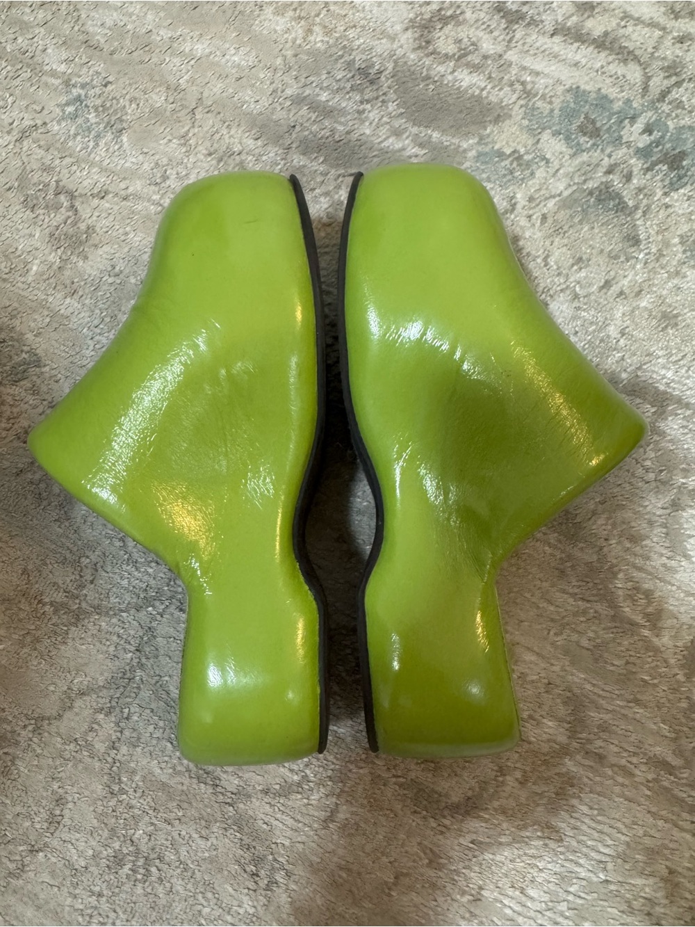 Simon Miller Platform Bubble Clogs in Kiwi Green Size 36 or US Size 6 $609 - Picture 8 of 11